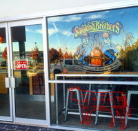 Elwoods Eatery - Accommodation Main Beach