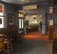 Royal Hotel Restaurant - Accommodation Main Beach