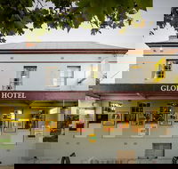 The Globe Hotel Restaurant - Accommodation Main Beach
