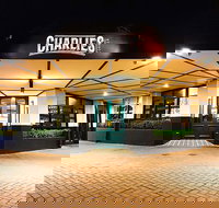 Charlie's Corner Cafe  Bar Kingston - Accommodation Main Beach