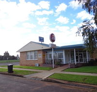 Goolgowi Ex- Servicemen's Memorial Club - Accommodation Main Beach