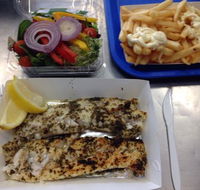 Mike's Seafoods - Accommodation Main Beach