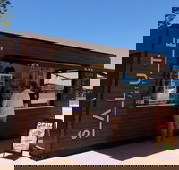 Salute Jetty - Accommodation Main Beach