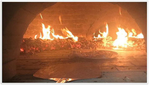 Sticks And Stones Bistro - Accommodation Main Beach 0