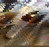 Coffee Guru - Charnwood - Accommodation Main Beach