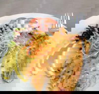 Fishy But Nice 2 - Springwood - Accommodation Main Beach