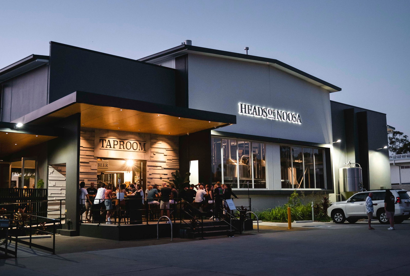 Noosaville QLD Accommodation Main Beach