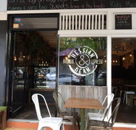 Hessian  Bean - Accommodation Main Beach