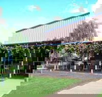 Red Earth Estate Dumpling House - Accommodation Main Beach