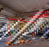 Tran's Snack Bar - Accommodation Main Beach