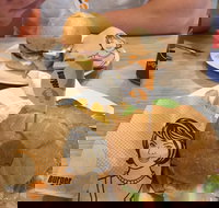 Burger Edge - Wollert - Accommodation Main Beach