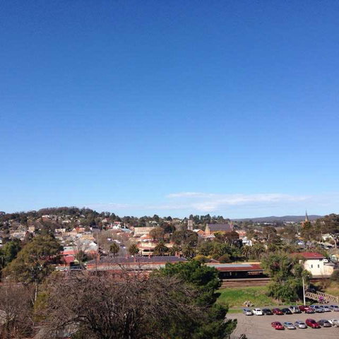 Custom Cater Cafe And Catering - Accommodation Main Beach 0