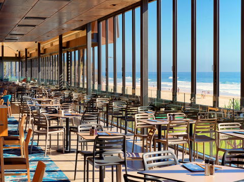 Kurrawa Surf Club - Accommodation Main Beach 2