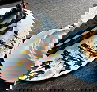 The Three Monkeys - Accommodation Main Beach