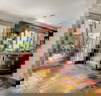 Bistro 38 - Accommodation Main Beach