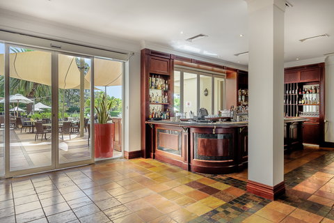 Bistro 38 - Accommodation Main Beach 0