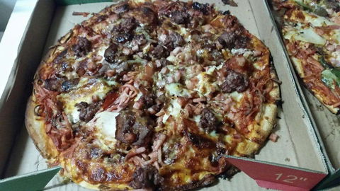 Fat Chef's Pizzeria - Accommodation Main Beach 0