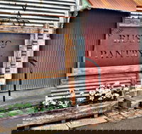 Little Rustic Pantry - Accommodation Main Beach