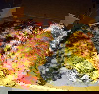 Monica's Pizza - Accommodation Main Beach