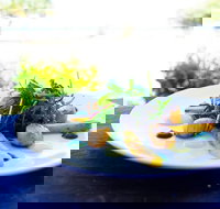 Neighbourhood Coffee Roasters - Albion - Accommodation Main Beach