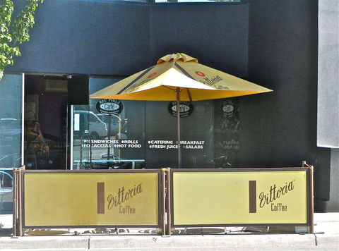 Ree'Philz Café - Accommodation Main Beach 0