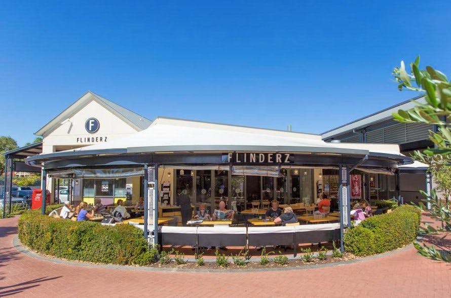 Glendale ACT Accommodation Main Beach