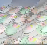 Classic Cakes - Accommodation Main Beach