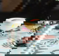 Hot Plate Bakery  Cafe - Accommodation Main Beach