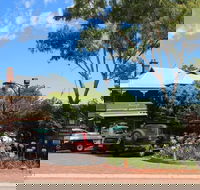 Mundaring Weir Hotel - Accommodation Main Beach
