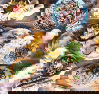 Cafe 35 - Accommodation Main Beach