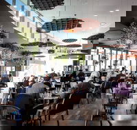 EQ Cafe and Lounge - Accommodation Main Beach