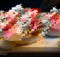 Icky Sticky Patisserie - Accommodation Main Beach