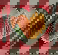 Red Rooster - Narre Warren - Accommodation Main Beach