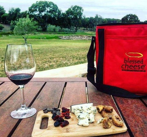 Blessed Cheese - Accommodation Main Beach 11