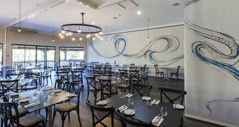 Blue Owl Cafe And Restaurant - Accommodation Main Beach 15