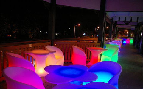 Blue Owl Cafe And Restaurant - Accommodation Main Beach 8