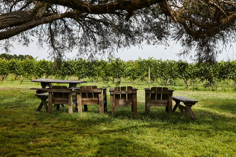 The Gurdies - Accommodation Main Beach 2