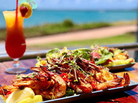 The Bayswater Bar And Grill - Accommodation Main Beach 2