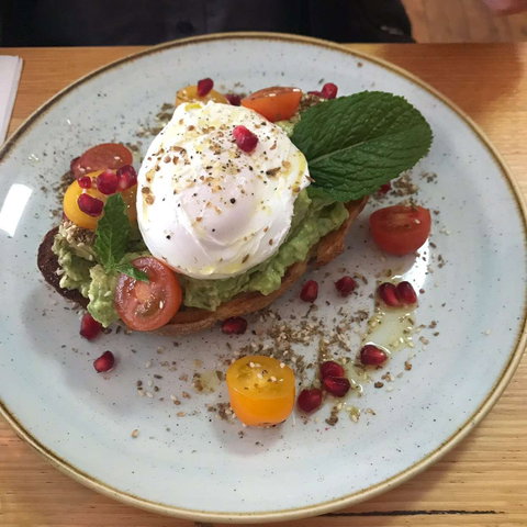 Hello Harry - Accommodation Main Beach 0