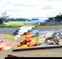 Hotel Bruny - Accommodation Main Beach