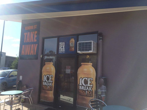 Kendor Carvery - Accommodation Main Beach 0