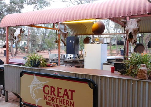 Stuarts Well Roadhouse- Restaurant & Bar - Accommodation Main Beach 2