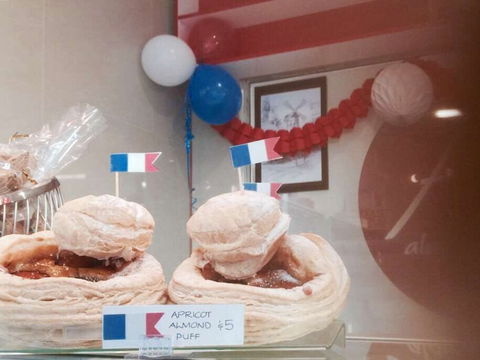 Alain Patisserie - Accommodation Main Beach 0