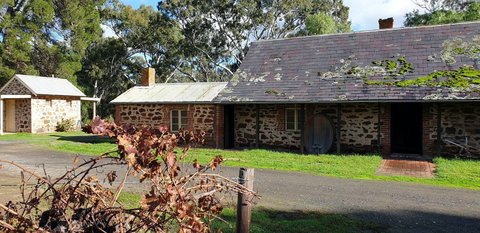 Jenke Vineyards - Accommodation Main Beach 0