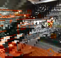 Pizza Capers - Chatswood - Springwood - Accommodation Main Beach