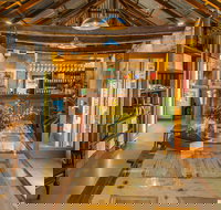 Stelzer Road Supper Club - Accommodation Main Beach