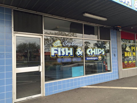 Captain's Fish And Chips - Accommodation Main Beach 0