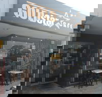 Gold Star Cafe - Accommodation Main Beach