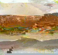 Kingston  Co - Accommodation Main Beach