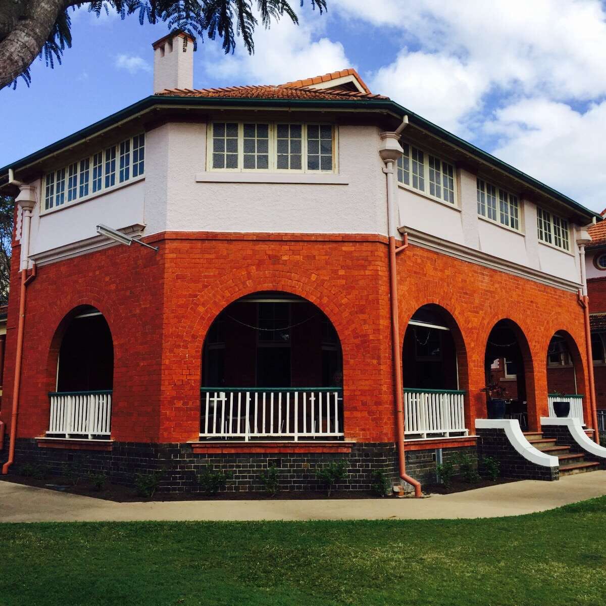 Maryborough QLD Accommodation Main Beach